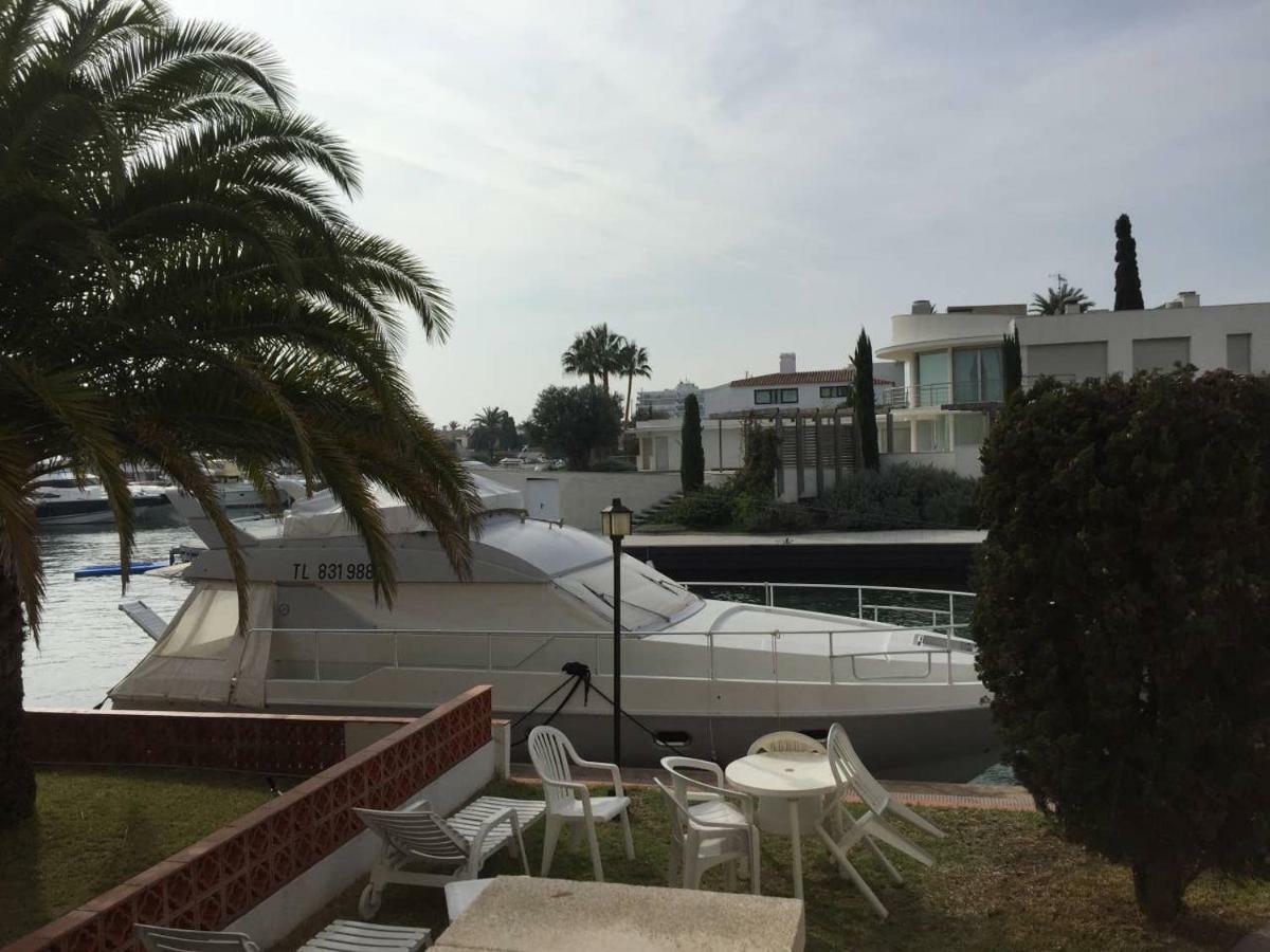 אמפוריבראבה Appartement Rez De Jardin Emplacement #1 מראה חיצוני תמונה